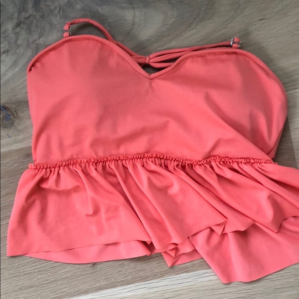 Kortni Jeane top